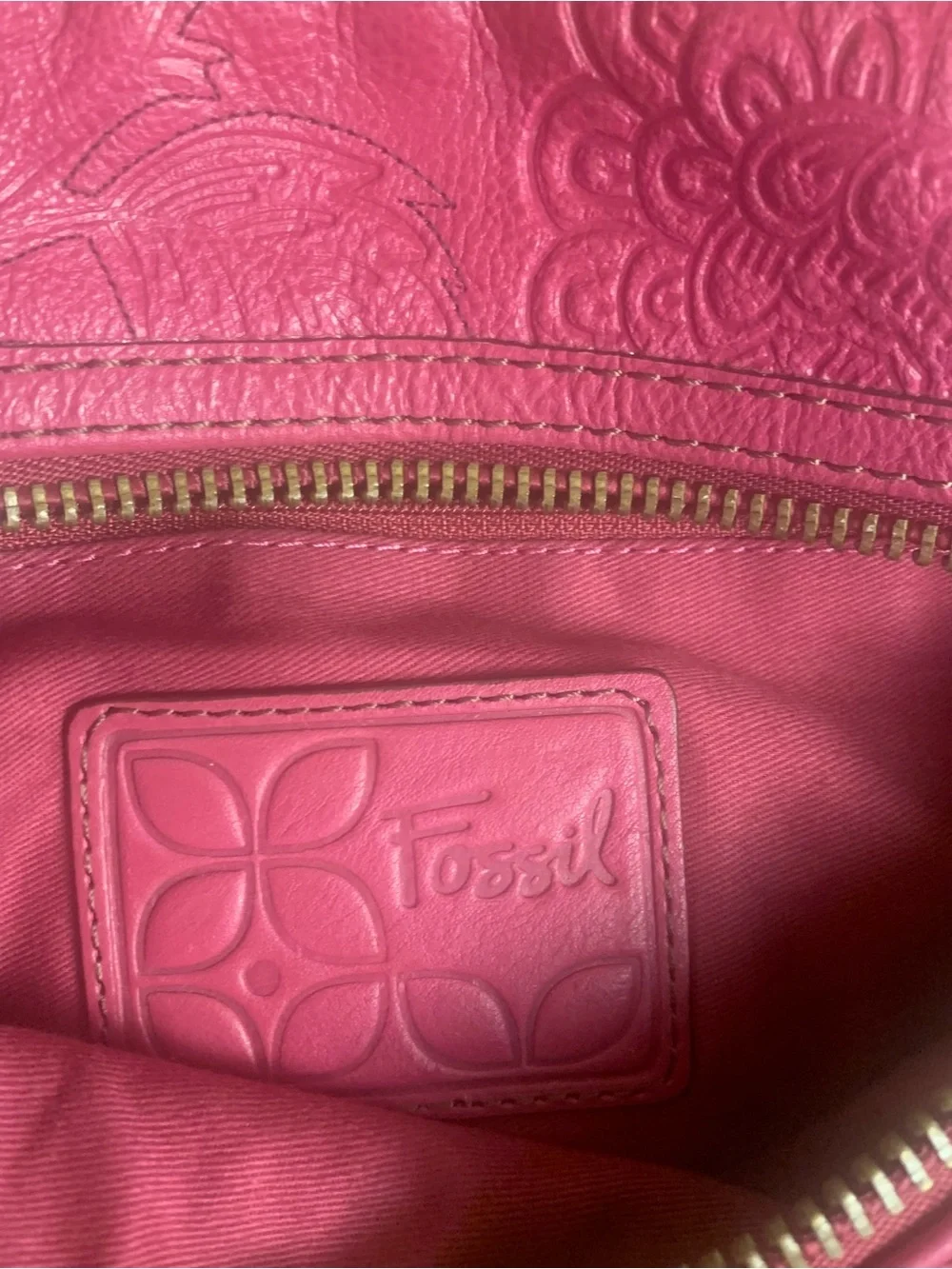 Fossil Pink Floral Embossed Crossbody Bag 100%‎ Leather Everyday Travel
